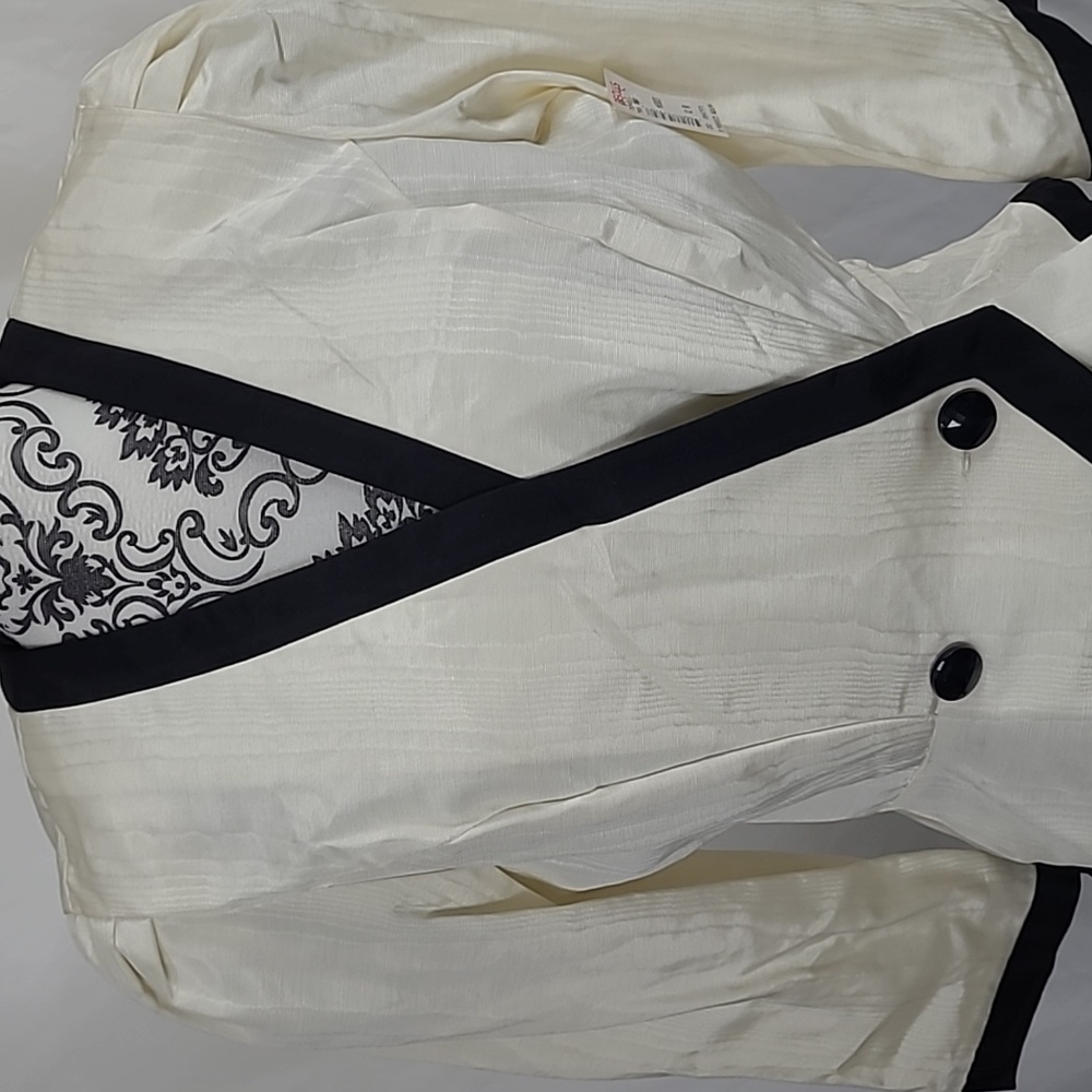 Vintage Looking Jacket - Picture 2 of 7